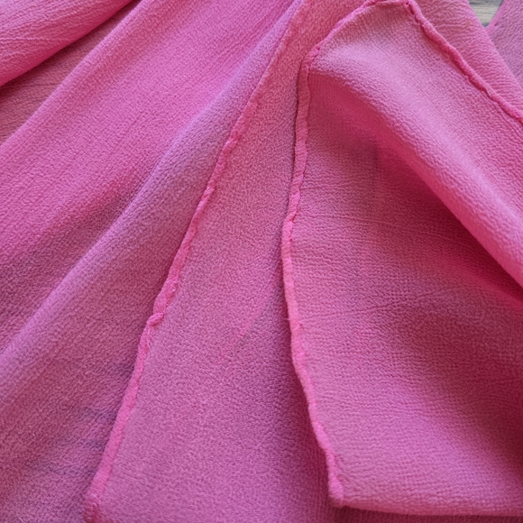 VINTAGE Pink Silk Scarf With Rolled Hem - Picture 2 of 2